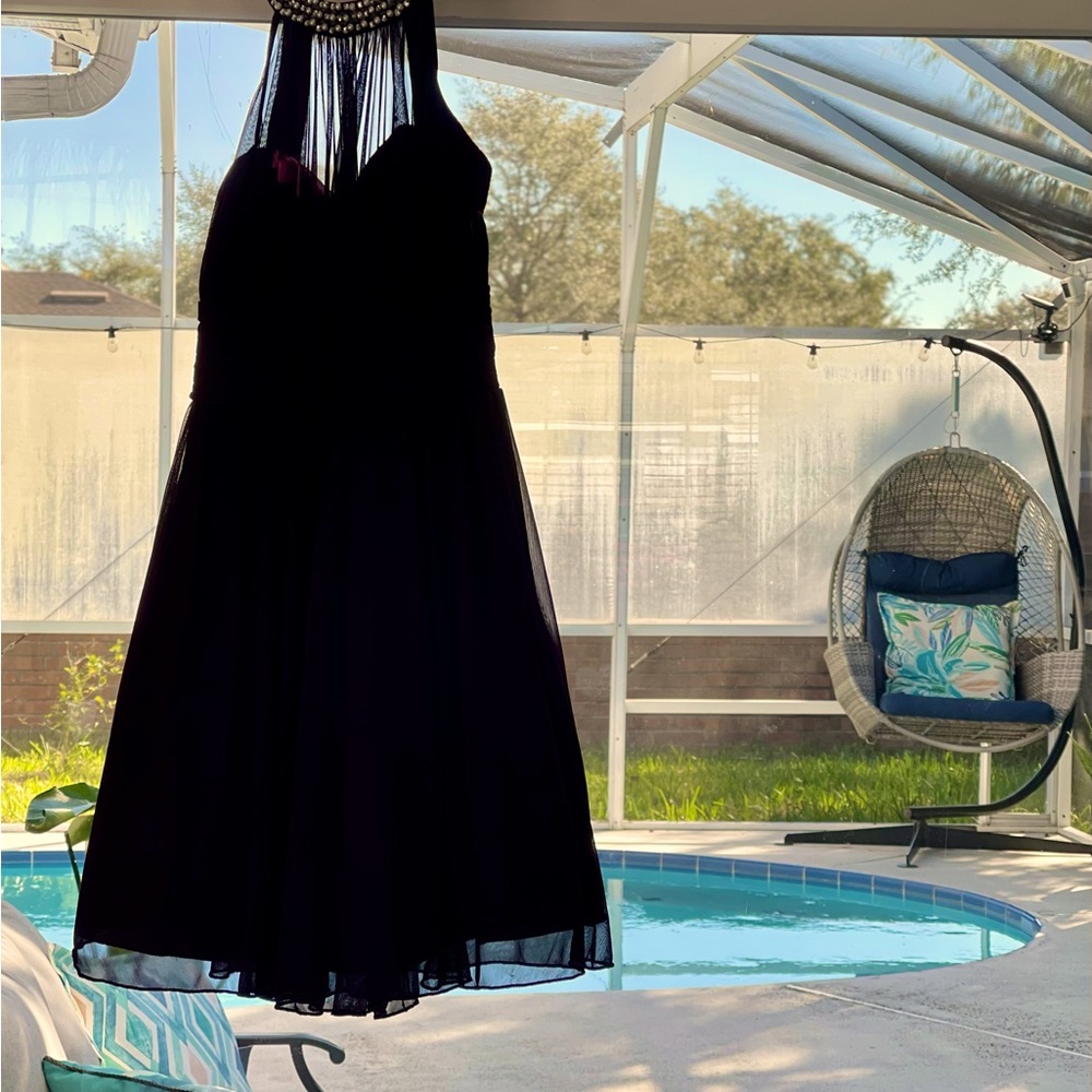 Rich purple formal wear cocktail A-line dress with beaded halter neckline sz 7